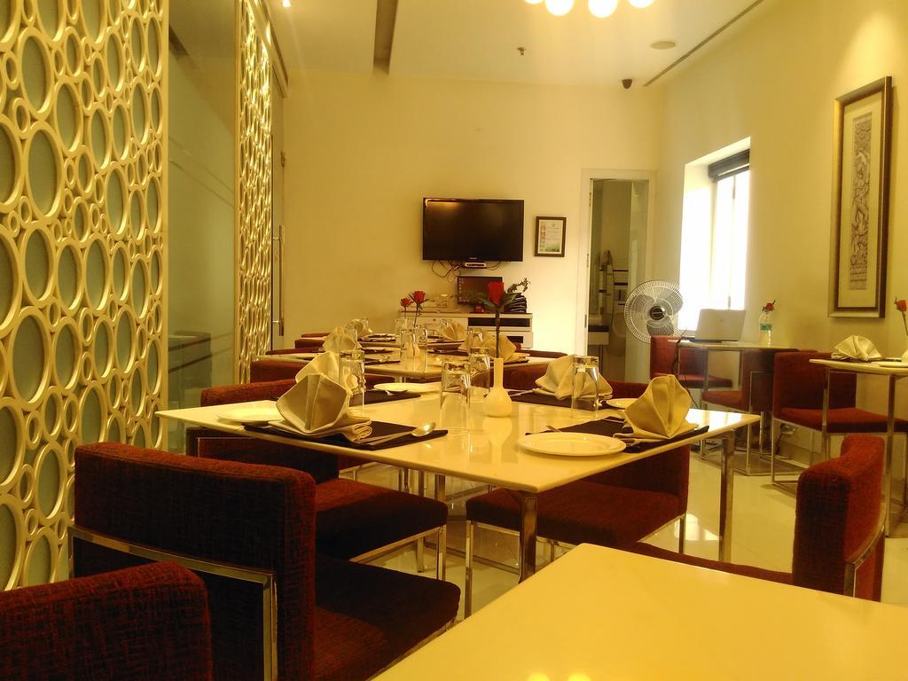 Sapphire Suite Calcuta Exterior foto