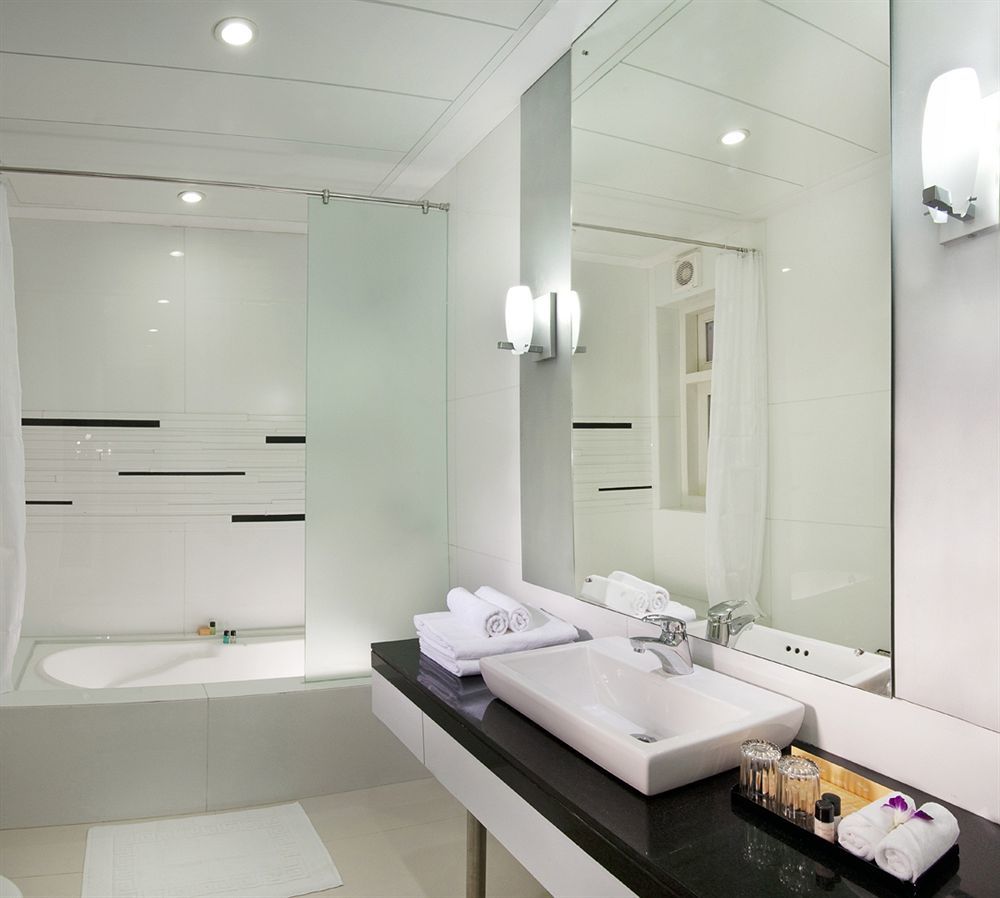 Sapphire Suite Calcuta Exterior foto